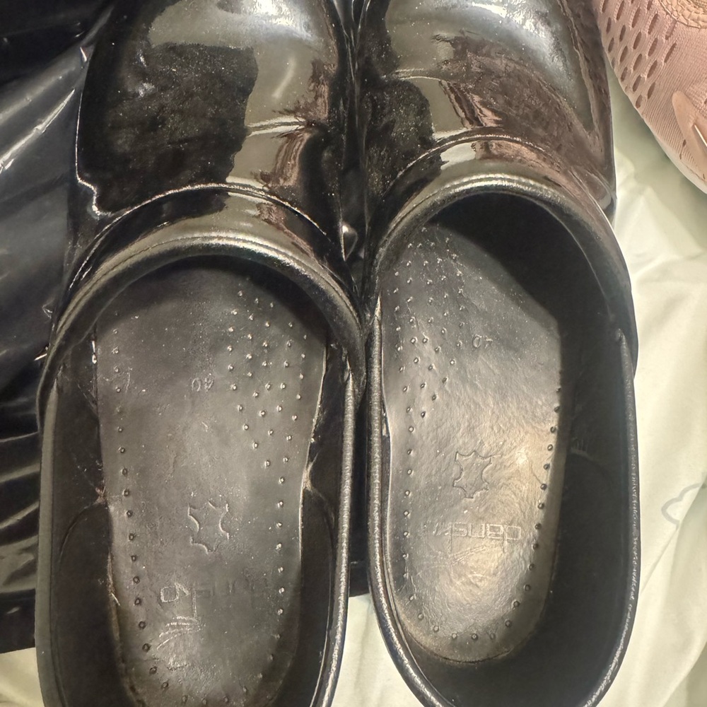 Leather Black Clogs